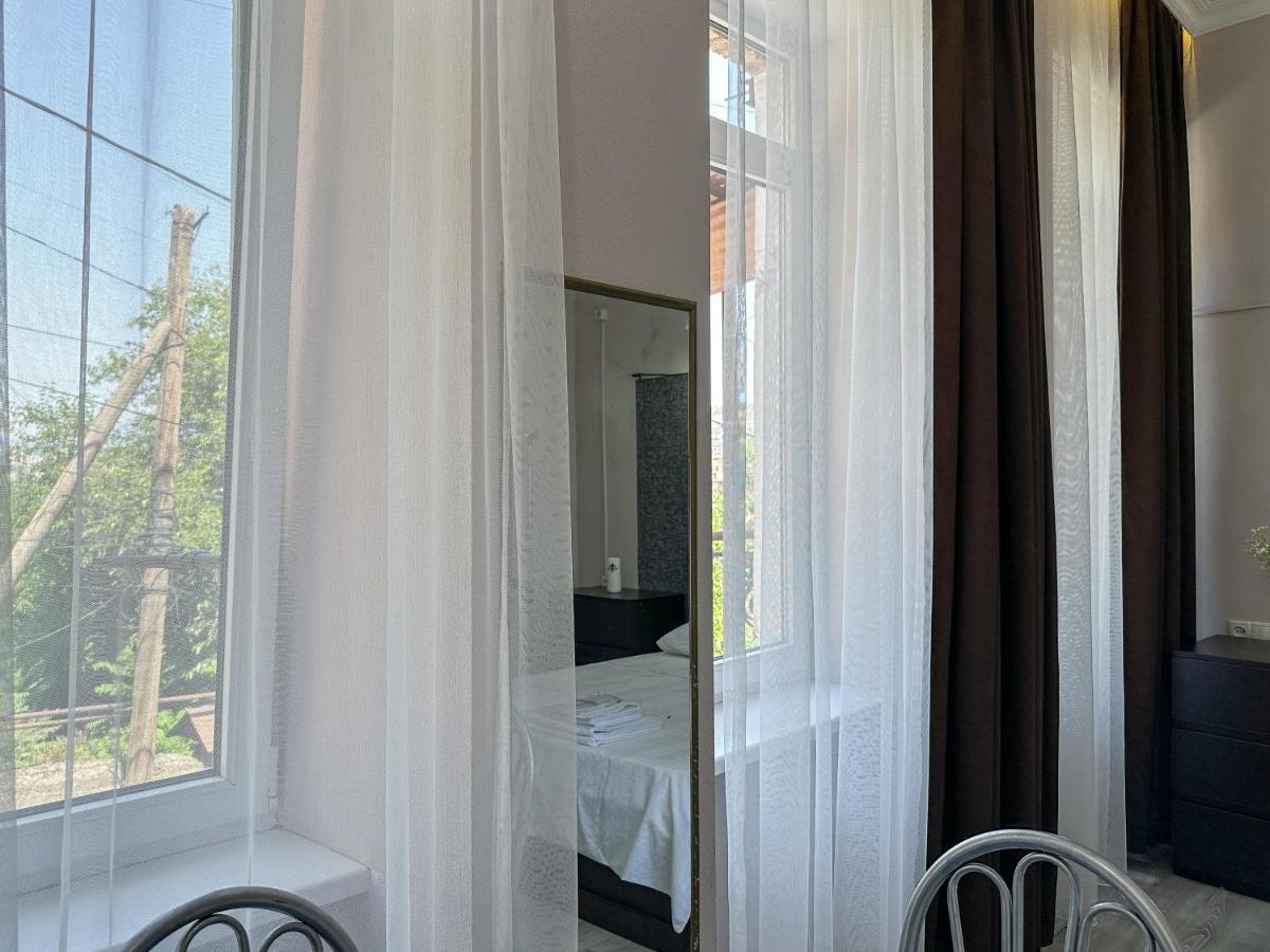 Old Tbilisi Apartment Exterior photo